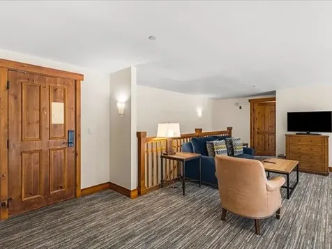 7412 Mountain Road Stowe VT 05672