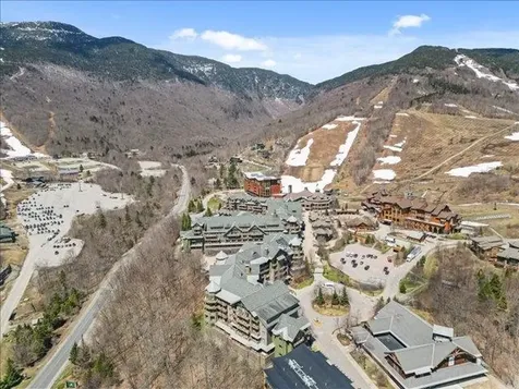 7412 Mountain Road Stowe VT 05672