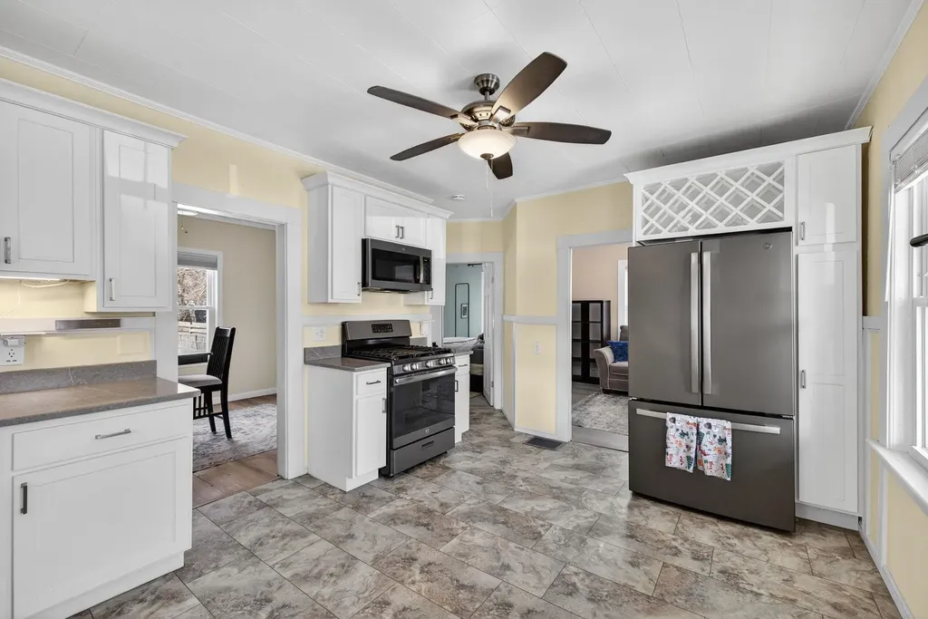 55 S Hall Street Manchester NH 03103