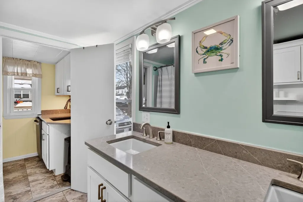 55 S Hall Street Manchester NH 03103