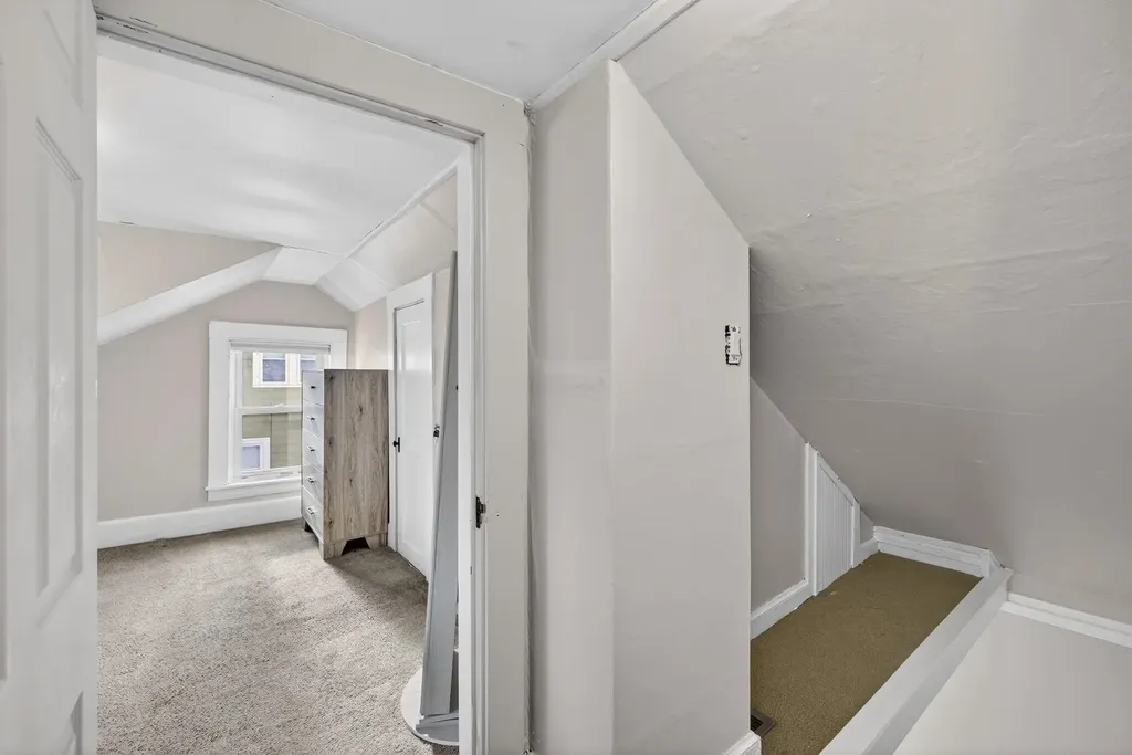 55 S Hall Street Manchester NH 03103