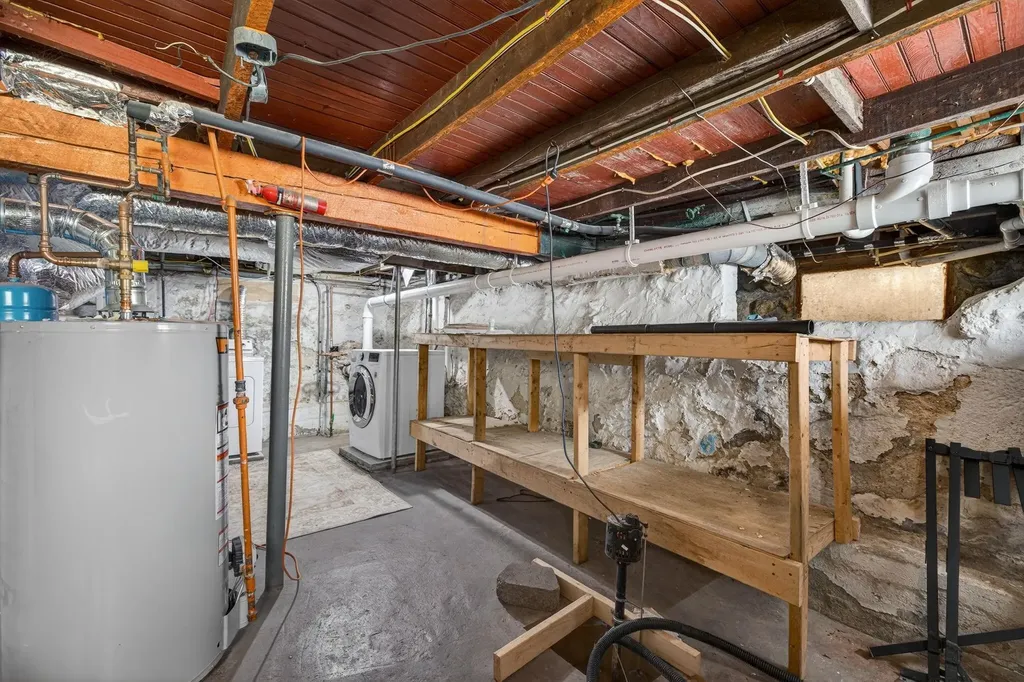 55 S Hall Street Manchester NH 03103