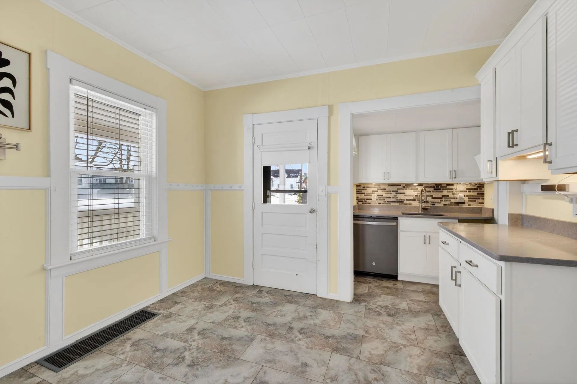 55 S Hall Street Manchester NH 03103