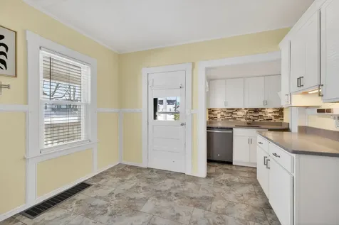 55 S Hall Street Manchester NH 03103