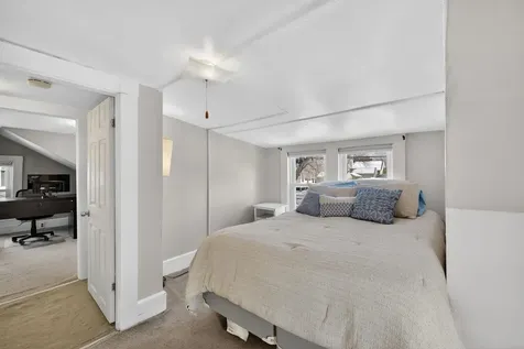 55 S Hall Street Manchester NH 03103