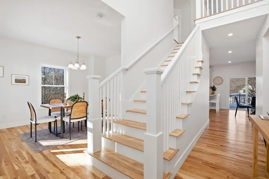 25 Carroll Street Exeter NH 03833