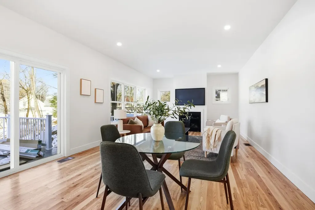 25 Carroll Street Exeter NH 03833