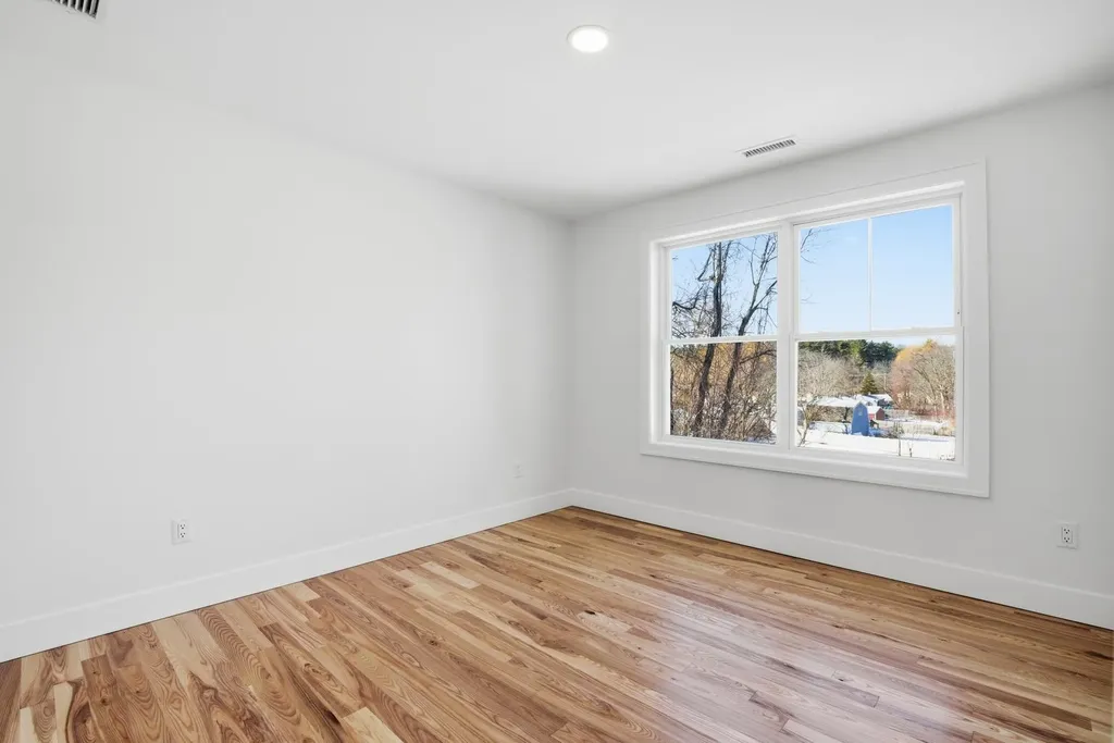 25 Carroll Street Exeter NH 03833