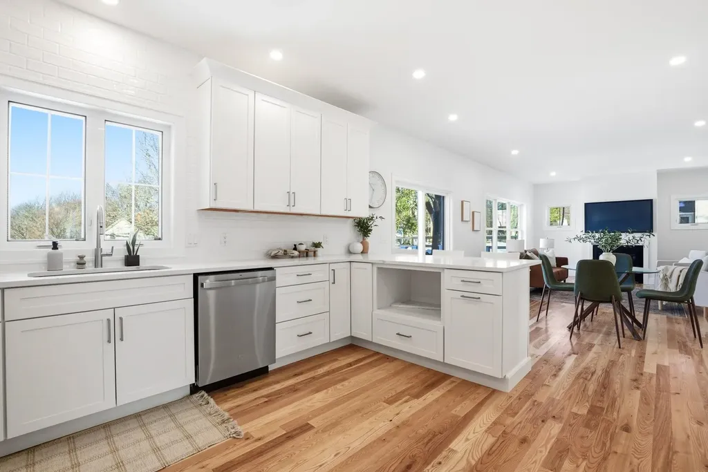 25 Carroll Street Exeter NH 03833