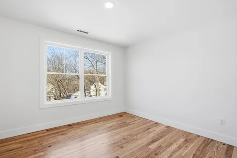 25 Carroll Street Exeter NH 03833