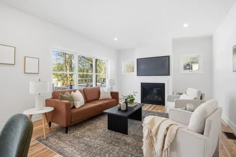 25 Carroll Street Exeter NH 03833