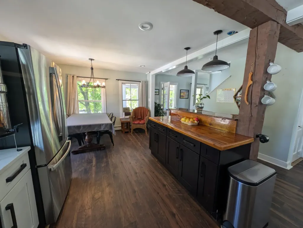 8 Main Street Bennington NH 03442