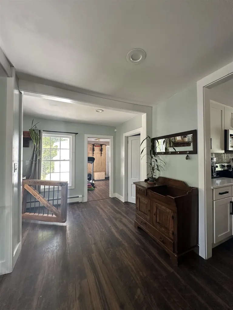 8 Main Street Bennington NH 03442