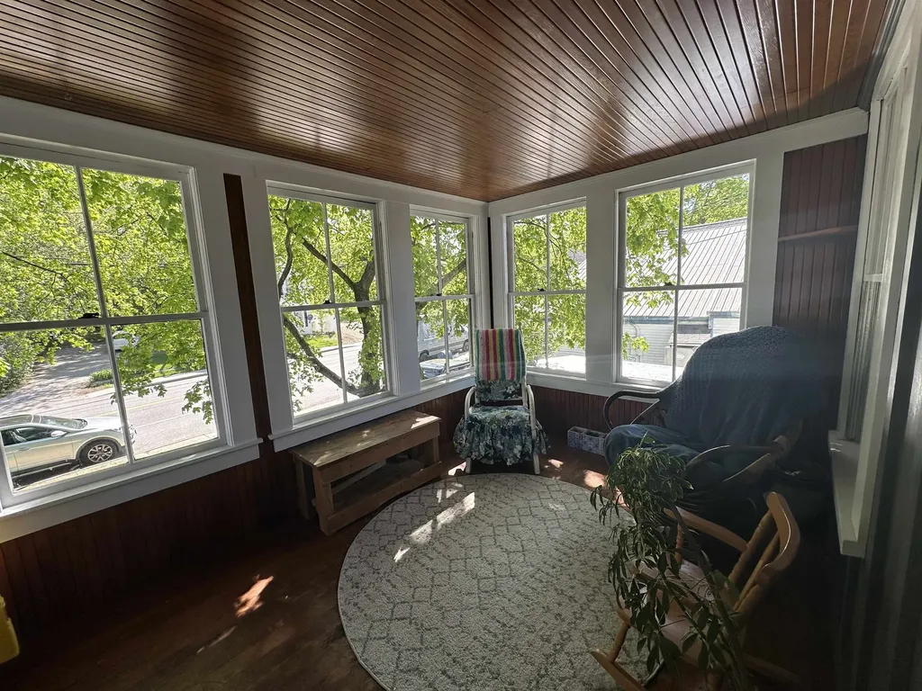 8 Main Street Bennington NH 03442