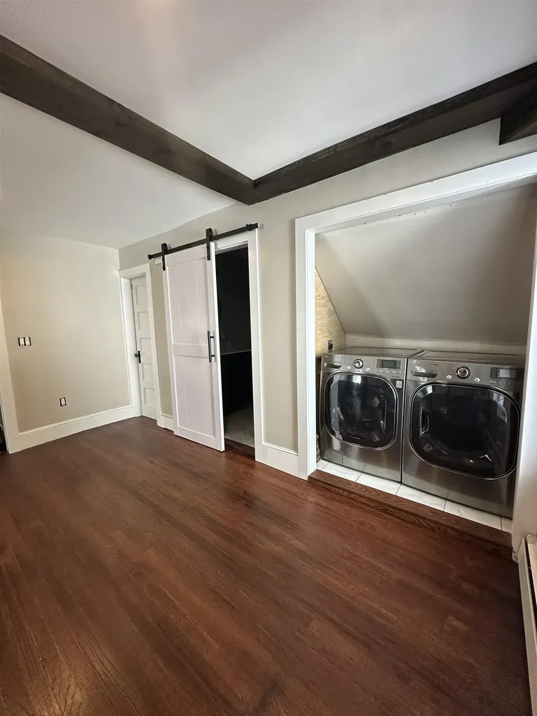 8 Main Street Bennington NH 03442