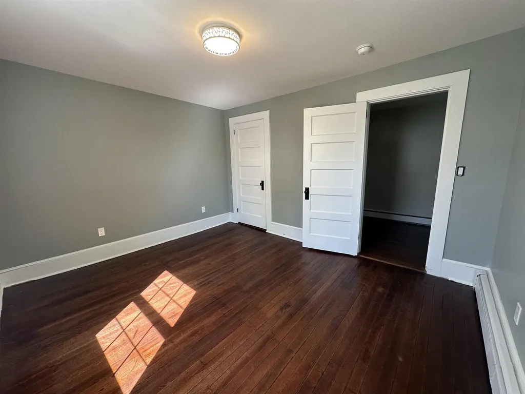 8 Main Street Bennington NH 03442