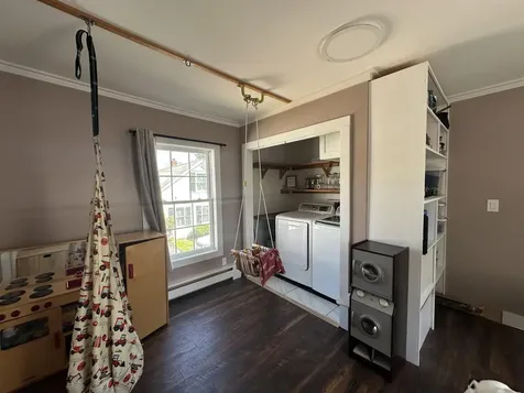 8 Main Street Bennington NH 03442