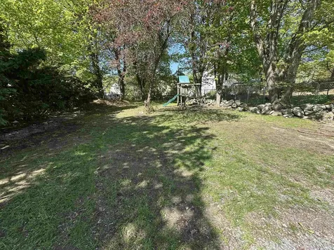 8 Main Street Bennington NH 03442