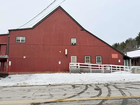 8 Dunster Avenue Greenville NH 03048