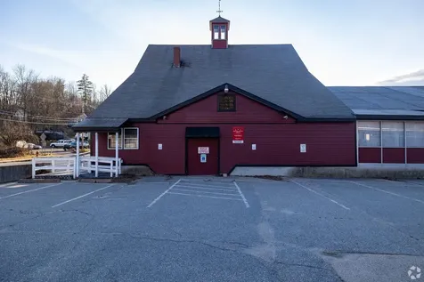 8 Dunster Avenue Greenville NH 03048
