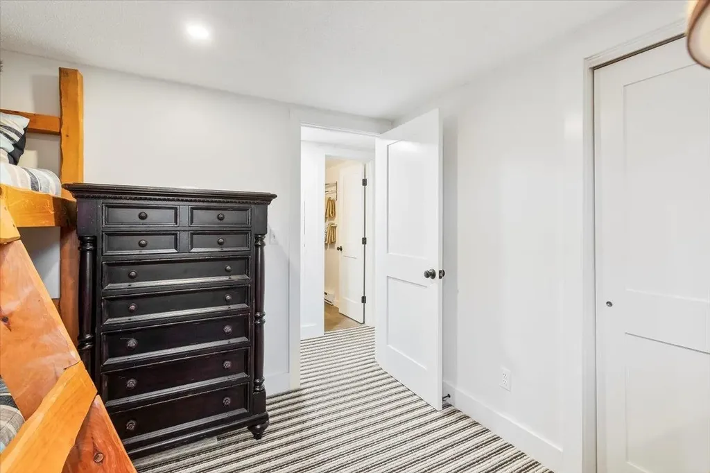 5 Byington Lane Winhall VT 05340