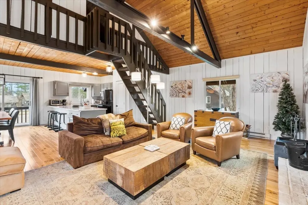 5 Byington Lane Winhall VT 05340