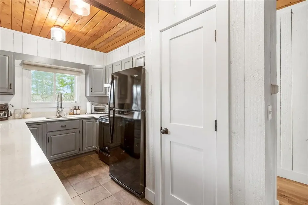 5 Byington Lane Winhall VT 05340