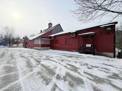 8 Dunster Avenue Greenville NH 03048