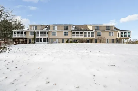 71 N. High Street Derry NH 03038