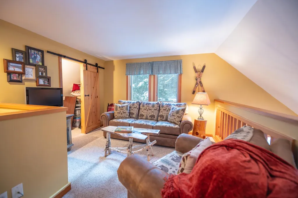 6 Longest Drive Wilmington VT 05363