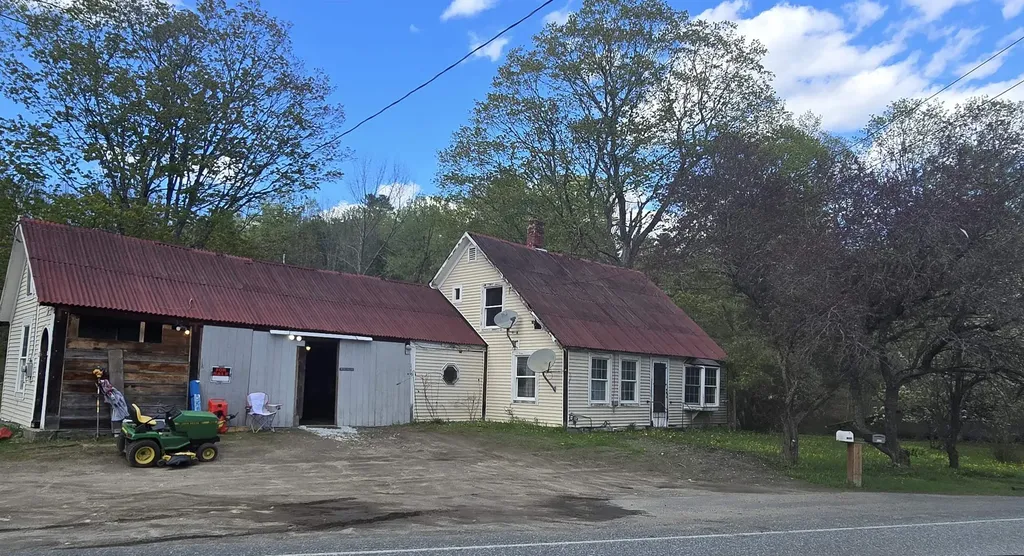 1009 Route 131 Weathersfield VT 05030