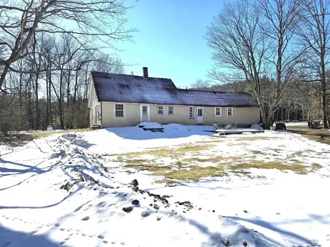 1009 Route 131 Weathersfield VT 05030