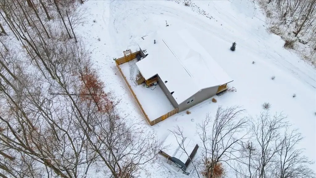 38 Oak Ridge Lane Bennington VT 05201