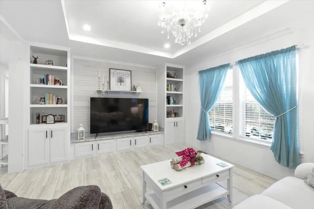 38 Oak Ridge Lane Bennington VT 05201