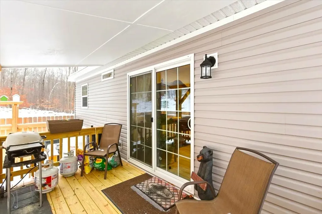 38 Oak Ridge Lane Bennington VT 05201