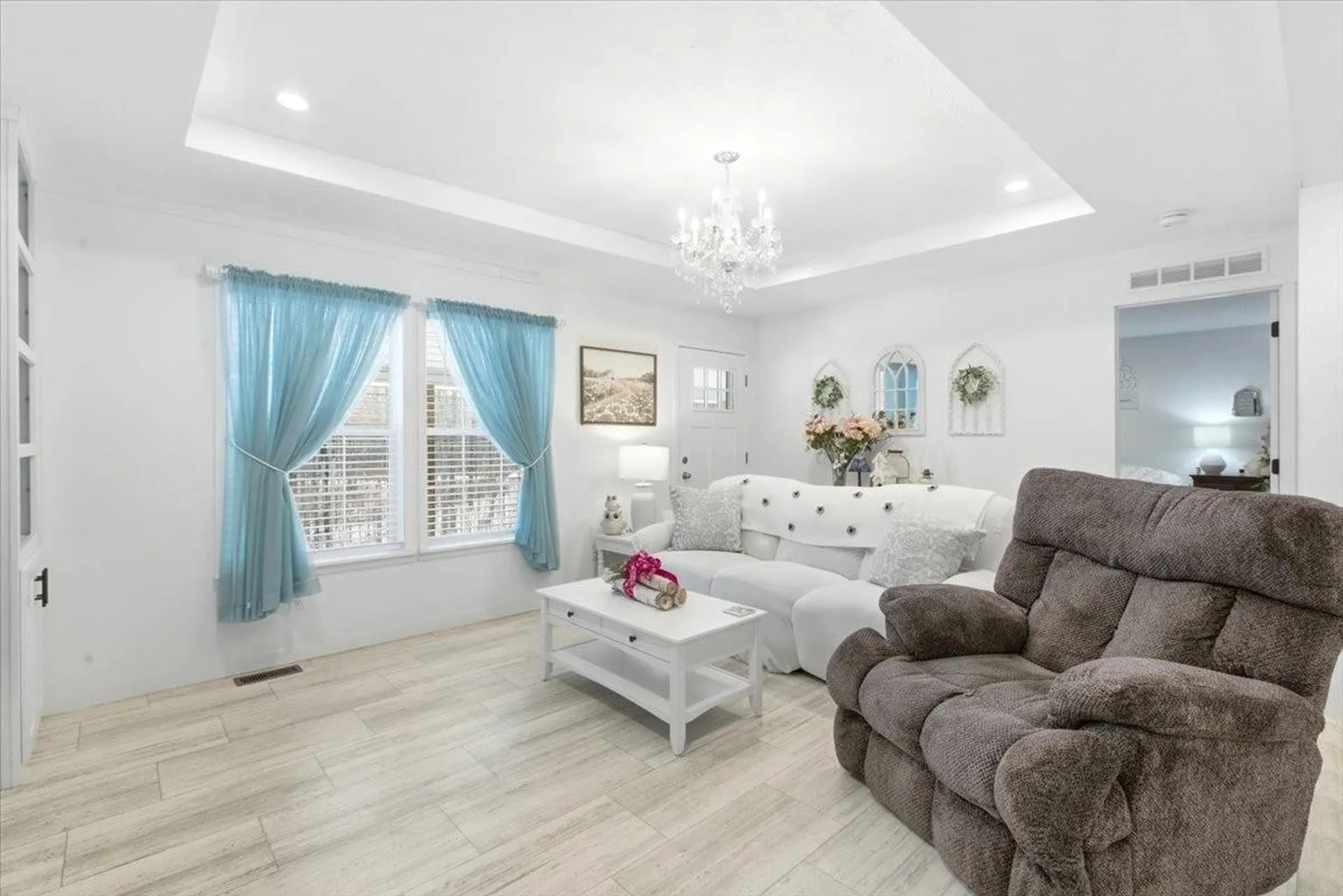 38 Oak Ridge Lane Bennington VT 05201