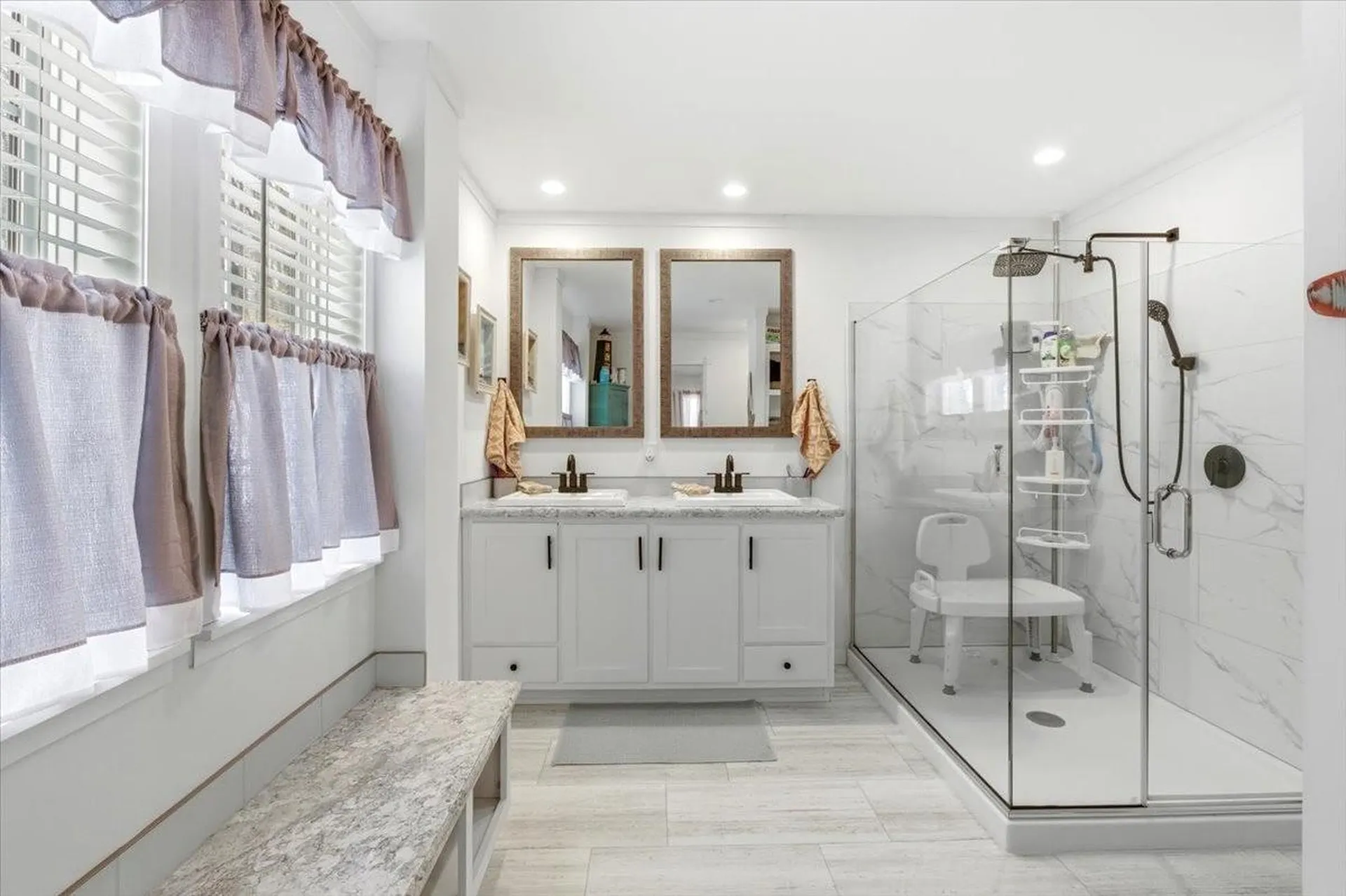 38 Oak Ridge Lane Bennington VT 05201