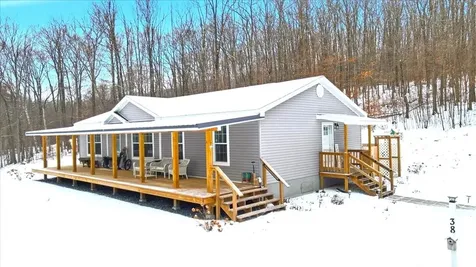 38 Oak Ridge Lane Bennington VT 05201