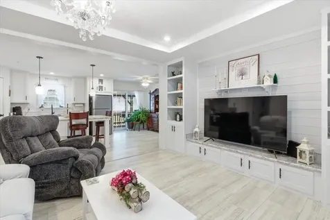 38 Oak Ridge Lane Bennington VT 05201