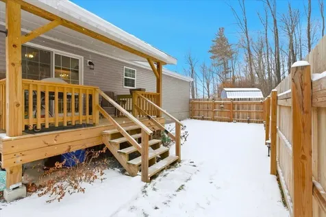 38 Oak Ridge Lane Bennington VT 05201