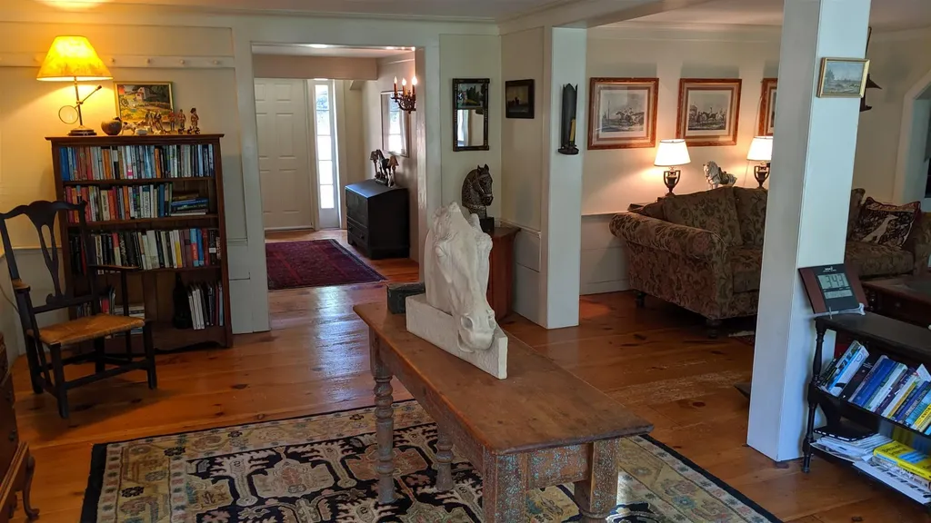 266 North Haverhill Road Kensington NH 03833