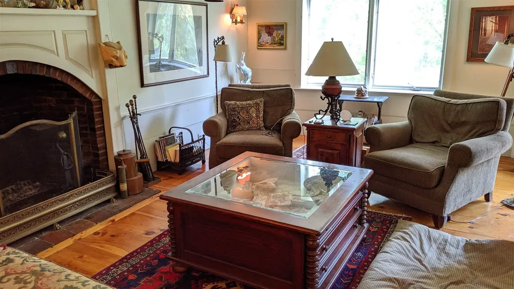 266 North Haverhill Road Kensington NH 03833