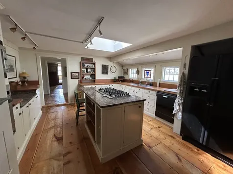 266 North Haverhill Road Kensington NH 03833