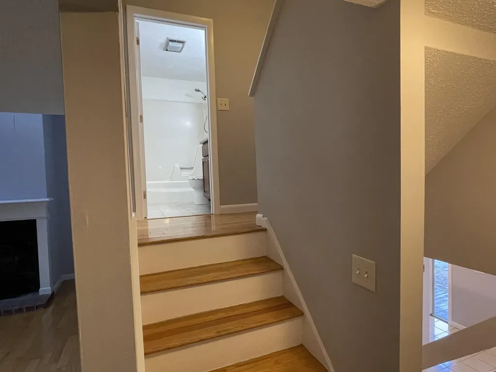 12 Victoria Drive Merrimack NH 03054