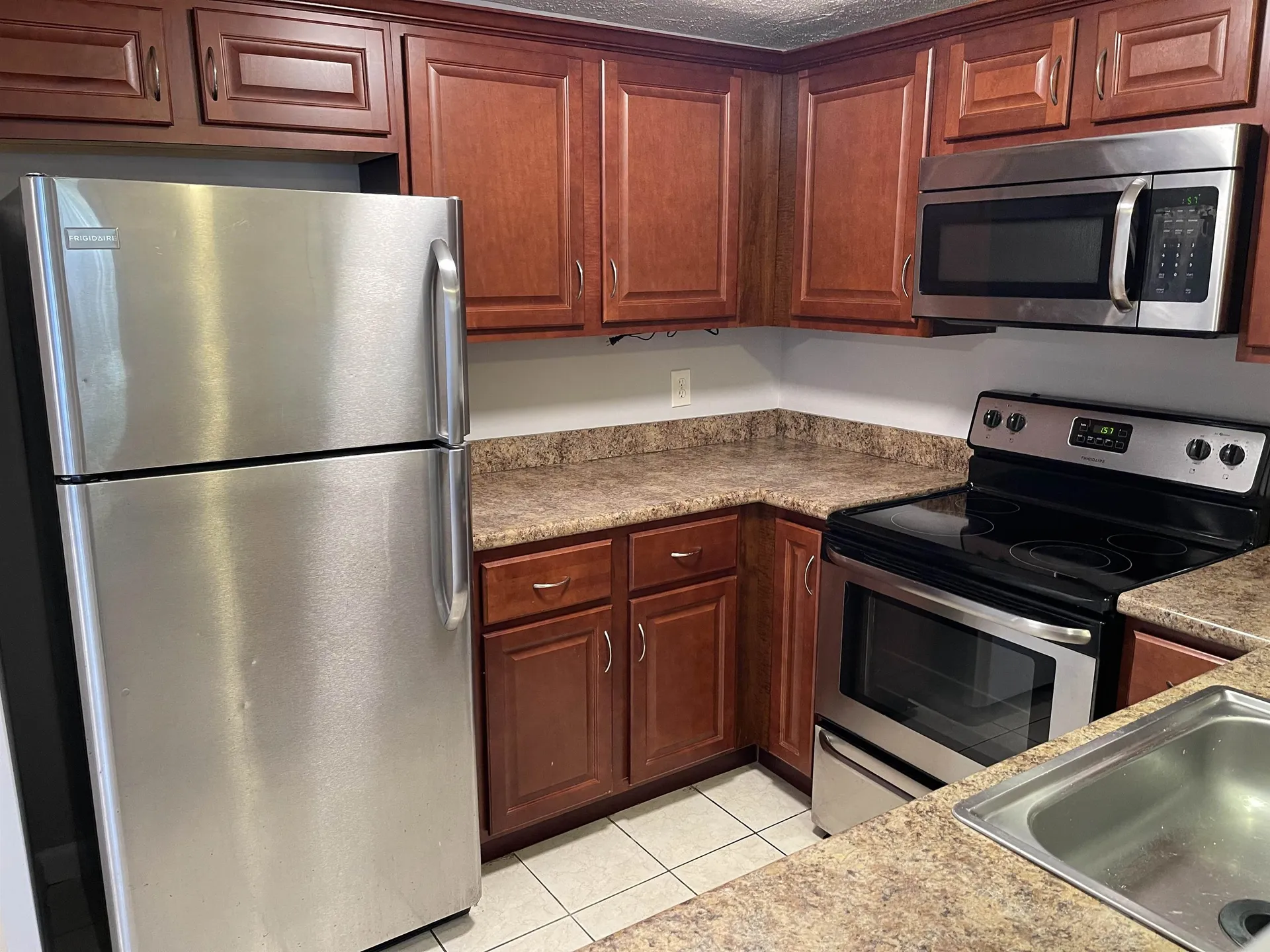 12 Victoria Drive Merrimack NH 03054