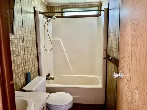 384 Stove Pipe City Road Panton VT 05491