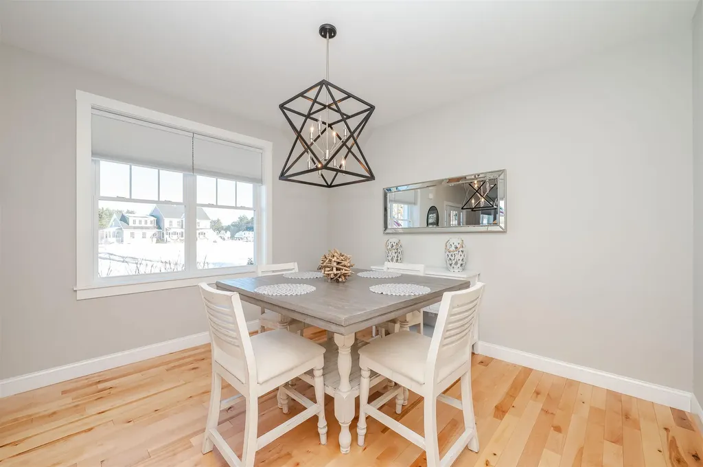 42 Daniels Drive Lee NH 03861