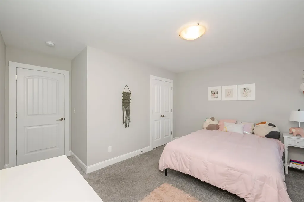 42 Daniels Drive Lee NH 03861