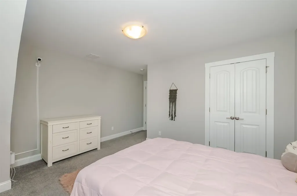 42 Daniels Drive Lee NH 03861