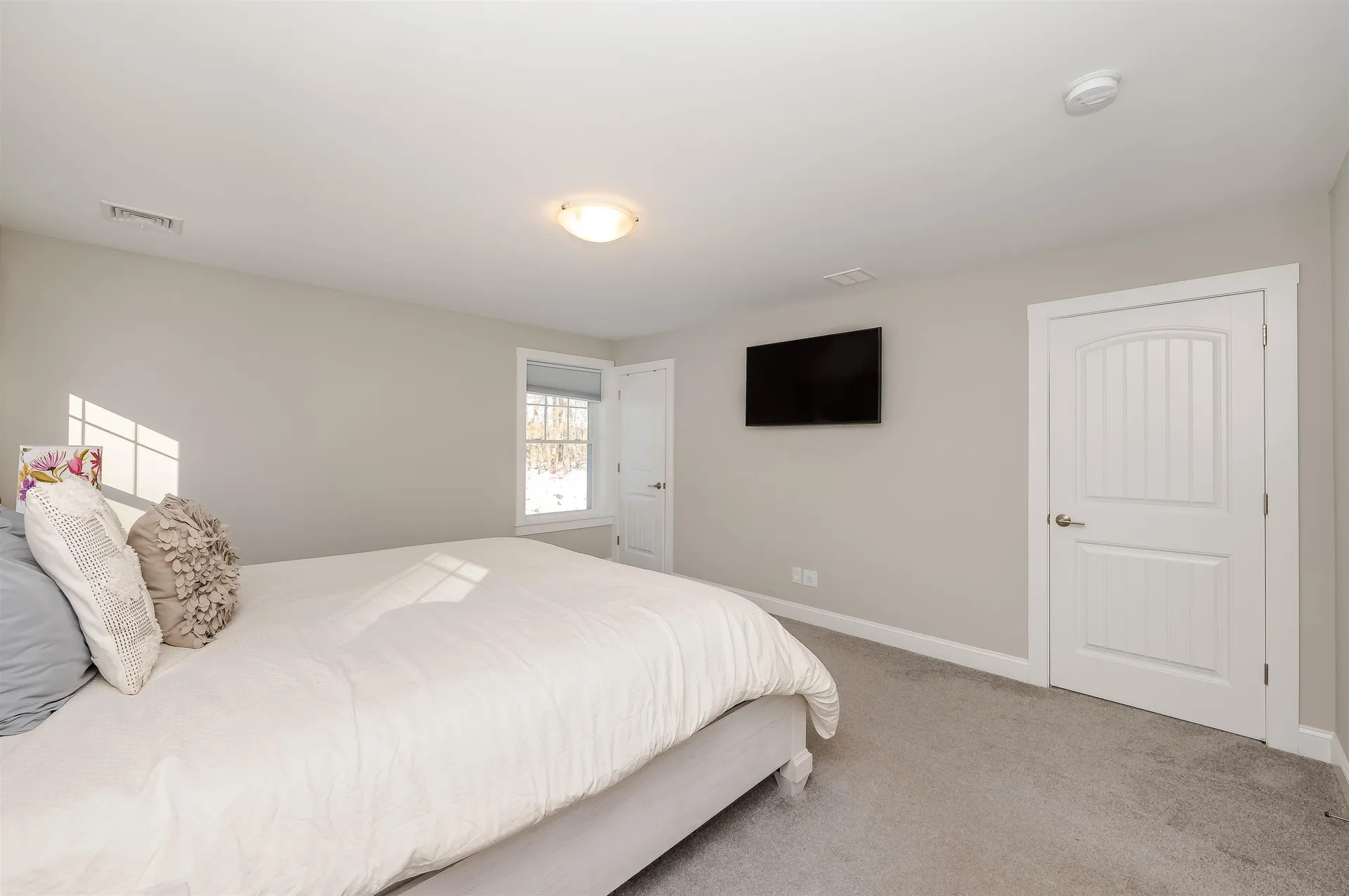 42 Daniels Drive Lee NH 03861